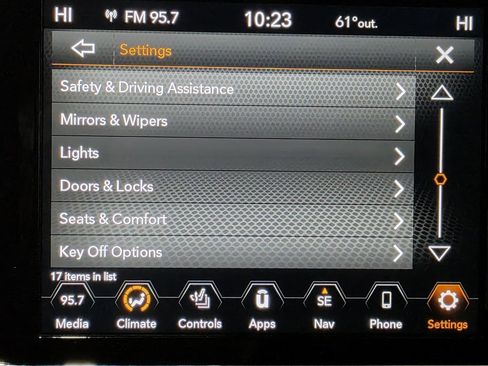 Used 2021 Jeep Grand Cherokee Altitude image 41