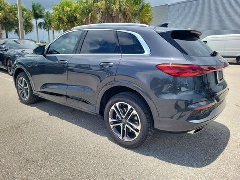 Certified 2025 Audi Q5 Premium w/ Convenience Package AWD/4WD image 5
