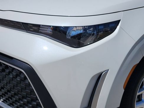 Certified 2025 Kia Soul LX w/ LX Technology Package FWD image 15