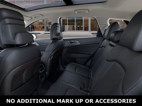 New 2026 Kia Sportage SX image 18