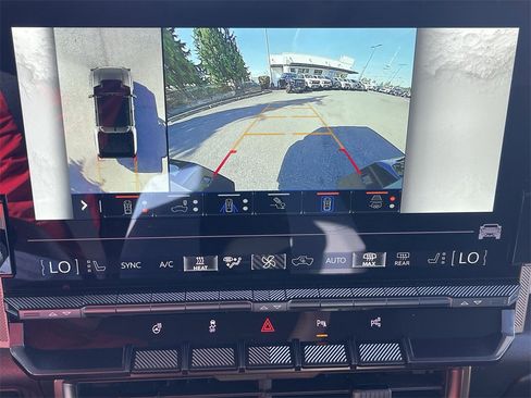 Used 2024 GMC Hummer EV 3X image 15