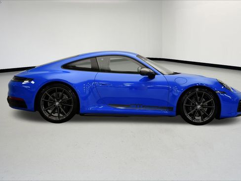 Used 2024 Porsche 911 Carrera T image 8