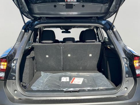 Used 2026 Nissan Kicks SV w/ SV Premium Package image 9