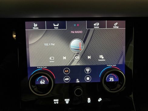 Used 2020 Land Rover Range Rover Evoque First Edition AWD/4WD image 26