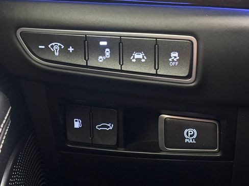 Used 2017 Genesis G90 5.0 Ultimate image 15