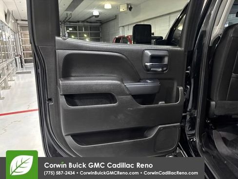 Used 2018 GMC Sierra 2500 SLT w/ All Terrain HD Package AWD/4WD image 31