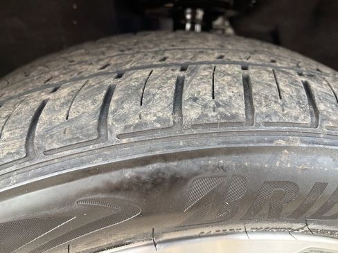 Used 2024 Ford Escape Platinum image 10