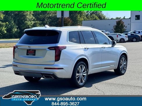 Used 2020 Cadillac XT6 Premium Luxury FWD image 7