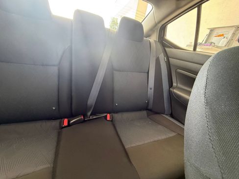 Used 2025 Nissan Versa SV FWD image 35