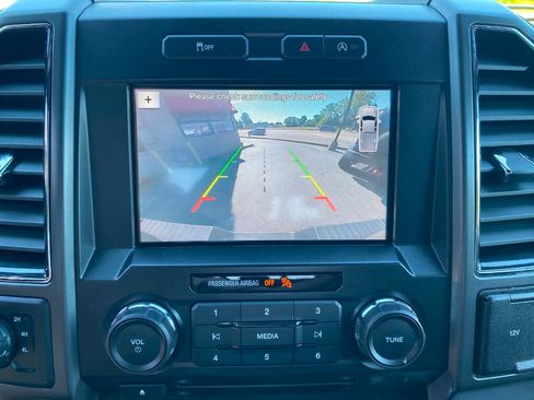 Used 2018 Ford F150 XLT w/ Equipment Group 302A Luxury AWD/4WD image 16