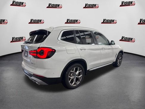 Used 2024 BMW X3 xDrive30i w/ Premium Package w/ZPA image 5