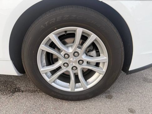 Used 2015 Chevrolet Camaro LT image 32