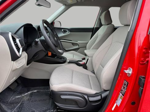 Used 2020 Kia Soul S FWD image 21