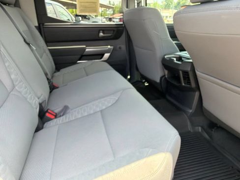 Used 2022 Toyota Tundra SR5 AWD/4WD image 19