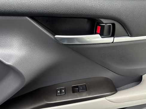Used 2023 Toyota Camry SE FWD image 46