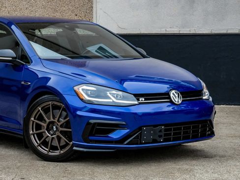 Used 2019 Volkswagen Golf R 4-Door AWD/4WD image 7