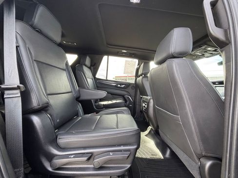 Used 2021 GMC Yukon Denali w/ Denali Premium Package AWD/4WD image 25