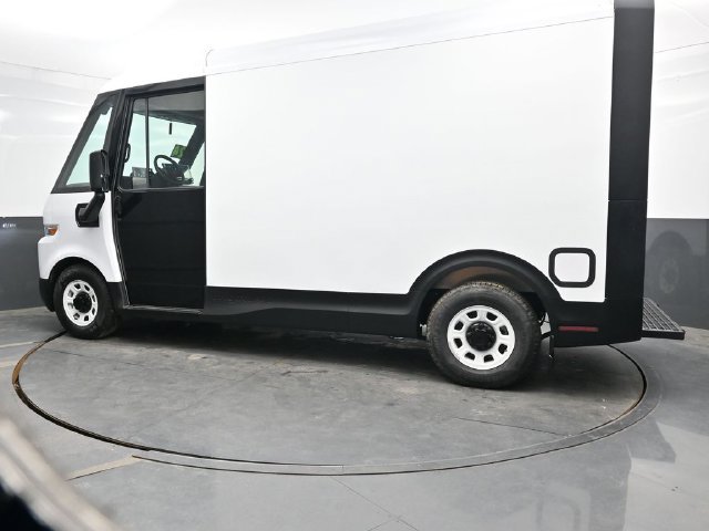Used 2024 Chevrolet Brightdrop 400 w/ Commercial Equipment Package AWD/4WD image 41