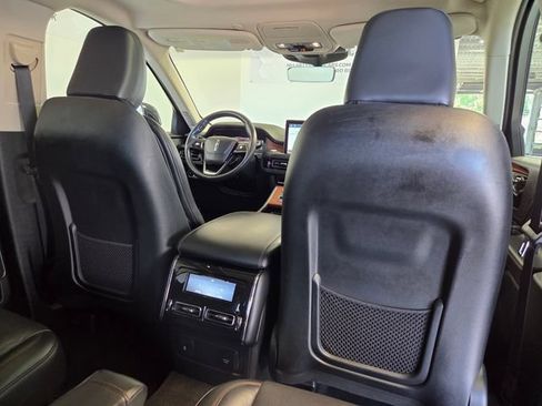 Used 2023 Lincoln Aviator Reserve AWD/4WD image 21