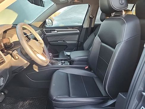 Used 2022 Volkswagen Atlas SE image 15