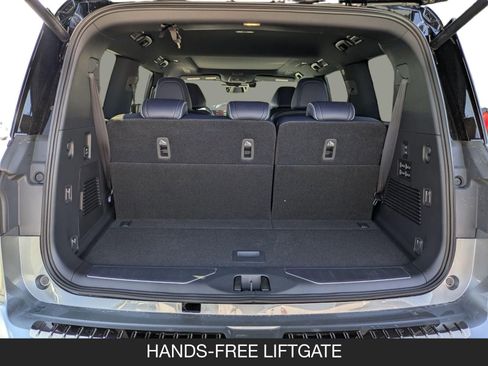 New 2026 INFINITI QX80 4WD image 20