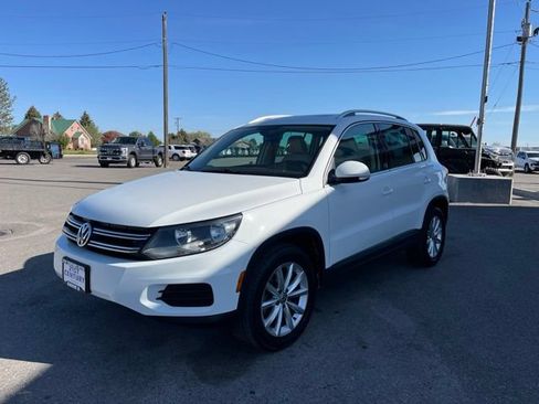 Used 2017 Volkswagen Tiguan Wolfsburg Edition FWD image 5