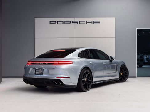 Certified 2025 Porsche Panamera 4 E-Hybrid AWD/4WD image 7