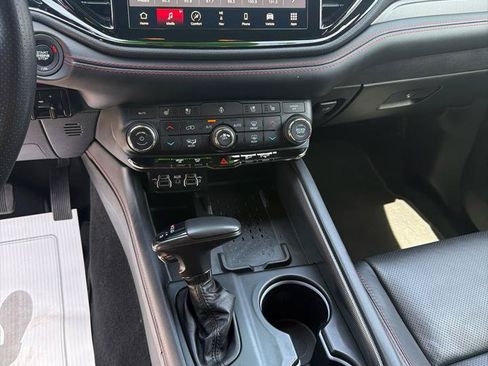 Used 2025 Dodge Durango R/T w/ Blacktop Package AWD/4WD image 10