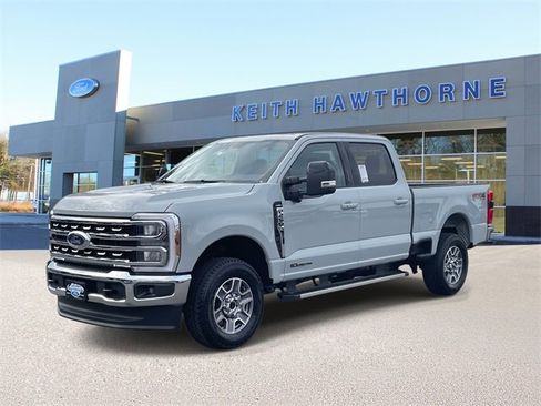 New 2026 Ford F250 Lariat w/ FX4 Off-Road Package image 3