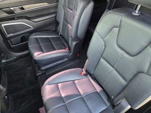 Used 2022 Kia Telluride EX w/ EX Premium Package FWD image 27