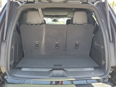 Used 2026 GMC Yukon Denali w/ Sun & Power Step Package AWD/4WD image 27