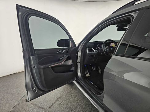 Used 2024 BMW X7 M60i w/ Executive Package image 22