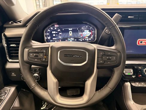 Used 2024 GMC Sierra 3500 Denali w/ Denali Reserve Package AWD/4WD image 39