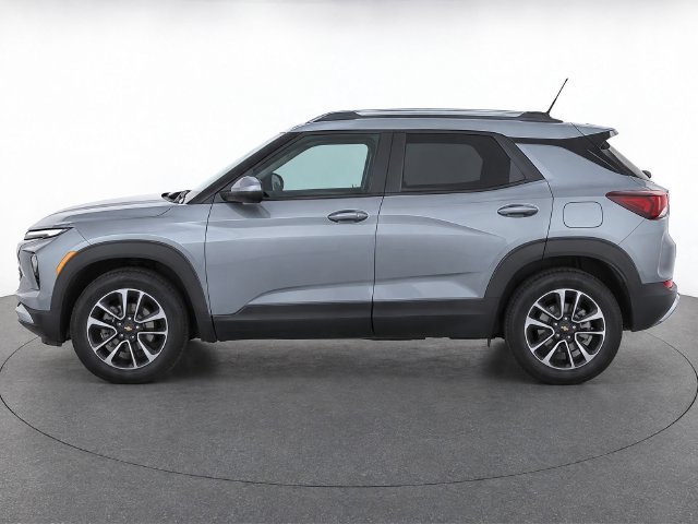 Used 2025 Chevrolet TrailBlazer LT FWD image 8
