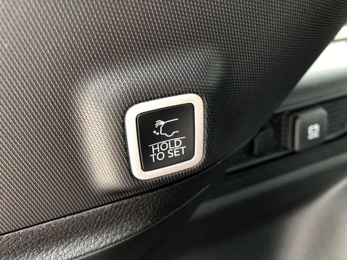 New 2025 Jeep Grand Cherokee Altitude image 43