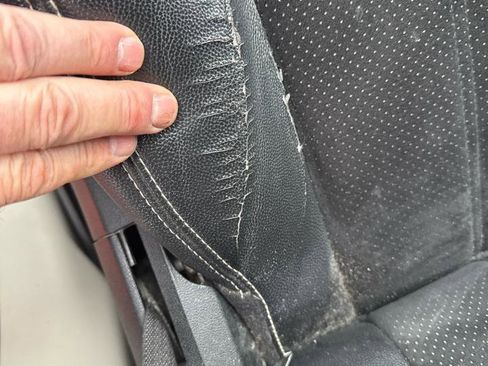 Used 2018 Dodge Grand Caravan SXT image 17