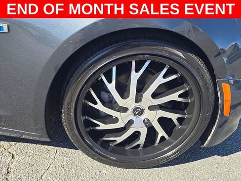 Used 2020 Chevrolet Camaro LT image 17