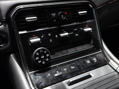 Used 2025 Nissan Armada PRO-4X AWD/4WD image 14