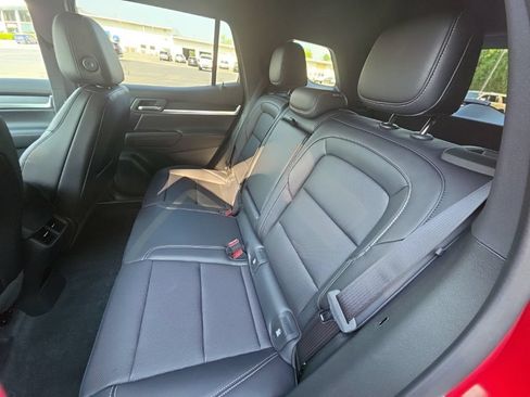 New 2026 GMC Terrain Elevation w/ Elevation Premium Package FWD image 17
