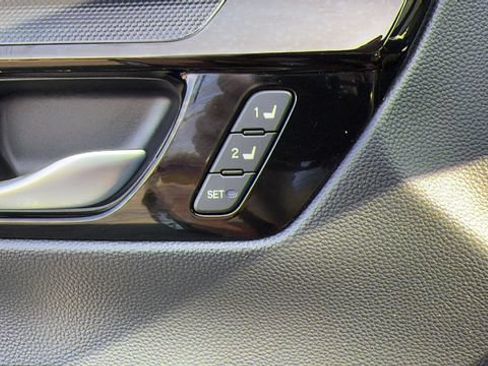 Used 2024 Honda CR-V EX-L image 22