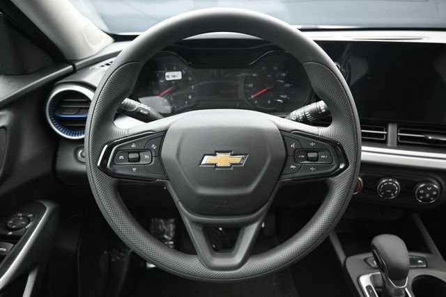 New 2026 Chevrolet Trax LS FWD image 18