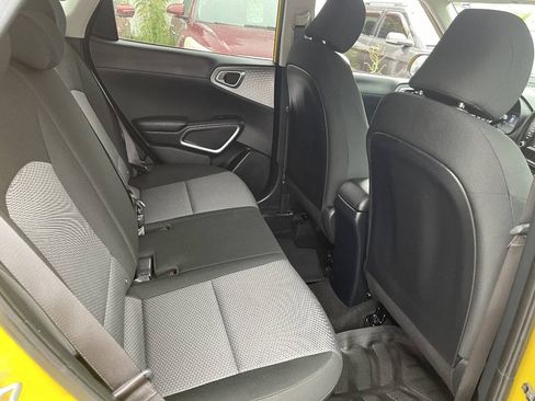 Used 2020 Kia Soul LX FWD image 21