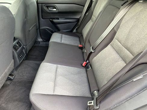 Used 2025 Nissan Rogue SV AWD/4WD image 28