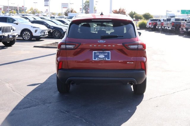 Certified 2025 Ford Escape ST-Line AWD/4WD image 6
