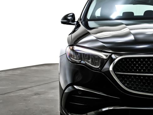 Certified 2025 Mercedes-Benz E 350 E 350 RWD Sedan image 15