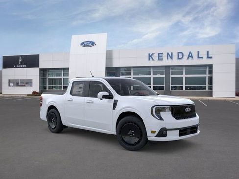 New 2025 Ford Maverick Lobo image 7