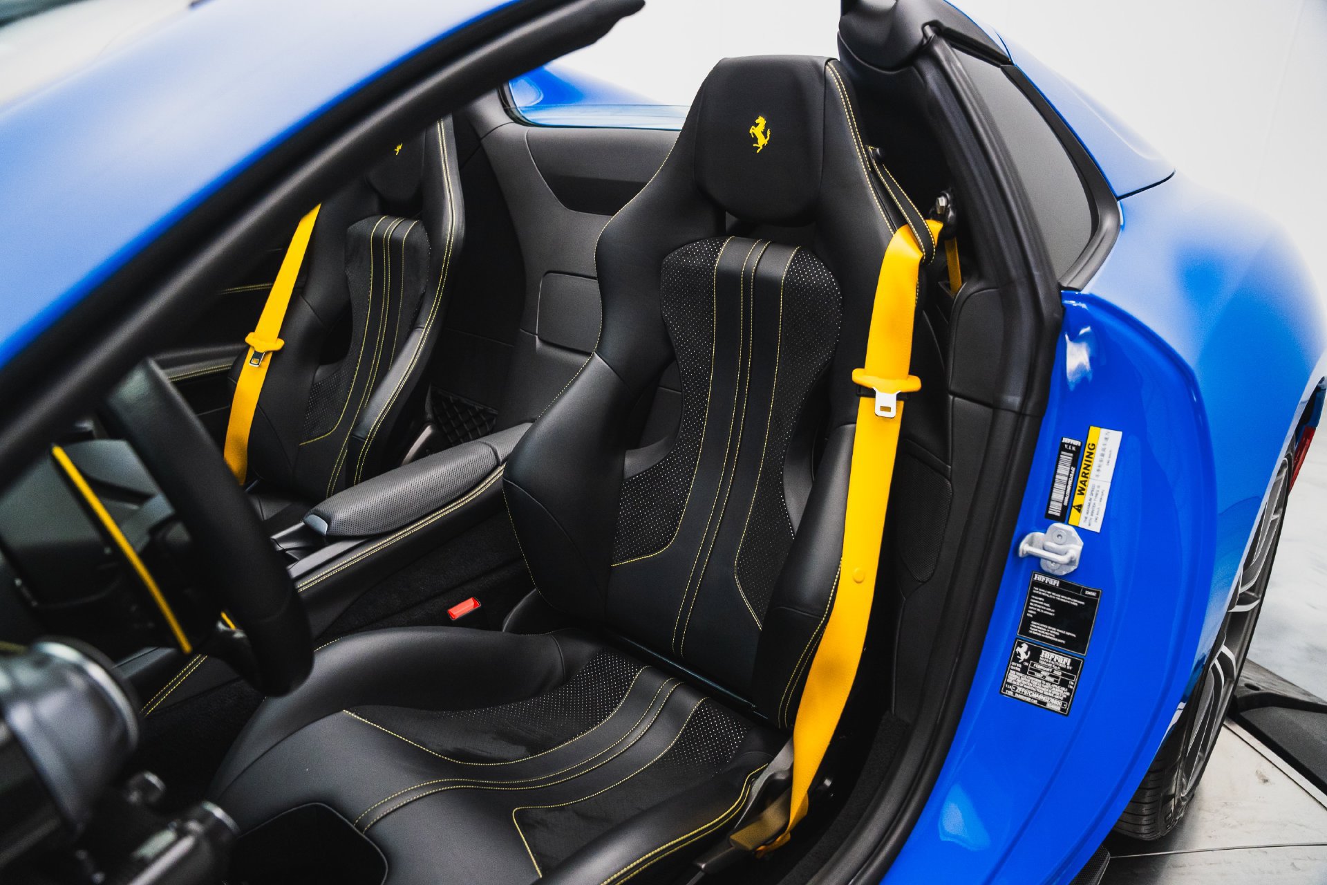 Used 2022 Ferrari 812 GTS RWD image 60