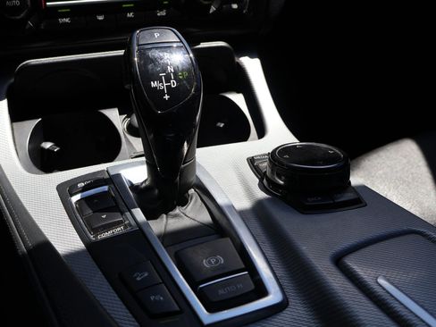 Used 2014 BMW 550i xDrive Sedan image 29