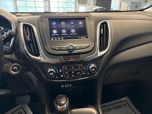 Used 2021 Chevrolet Equinox LT FWD image 20