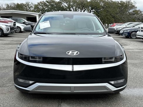 Used 2023 Hyundai Ioniq 5 SEL image 3